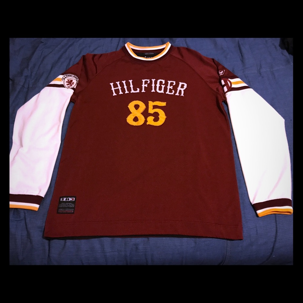 Vintage Tommy Jeans Long sleeve Jersey w/ embroidered logo
