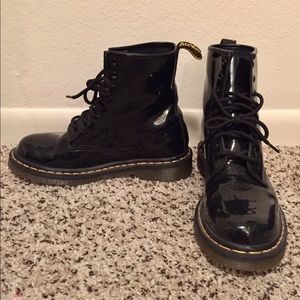 Patent Leather 1460 Patent Boots in Black