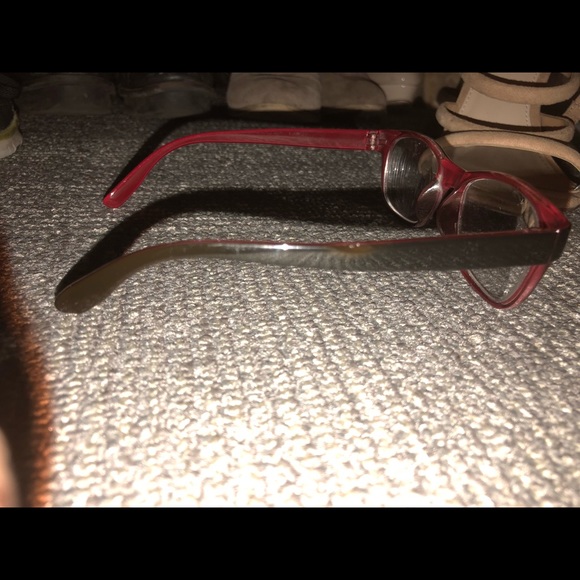 Eyeglasses - Picture 4 of 6