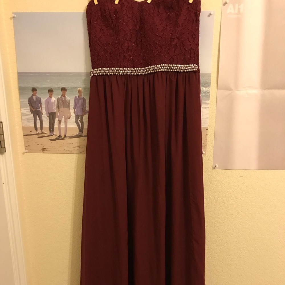 Maroon Strapless Dress