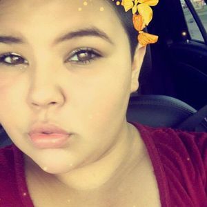 Meet your Posher, Yasmine