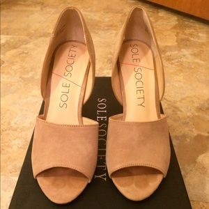 Sole society nude suede heels
