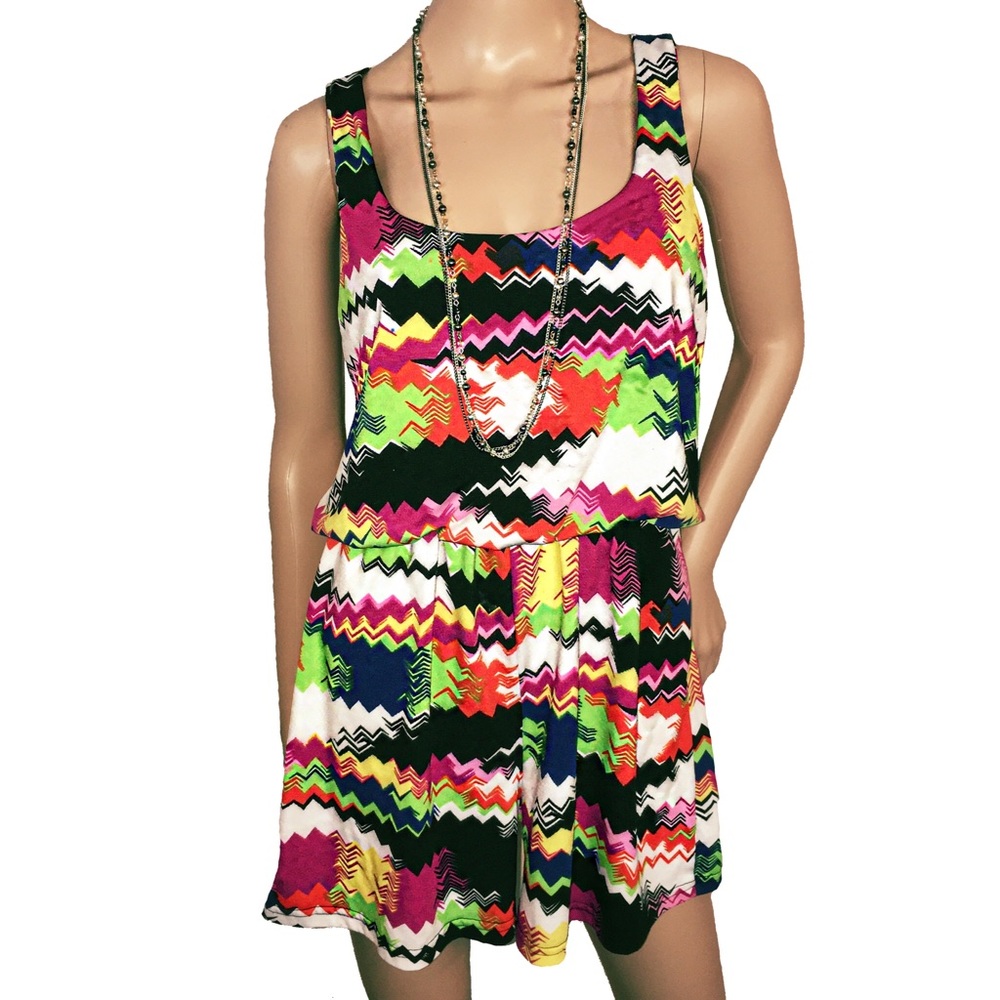 Sz M Romper, EUC