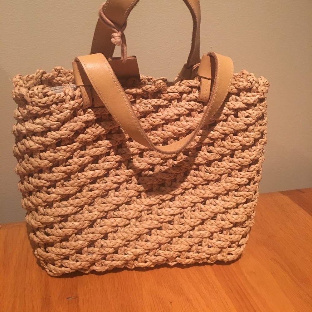 Straw bag