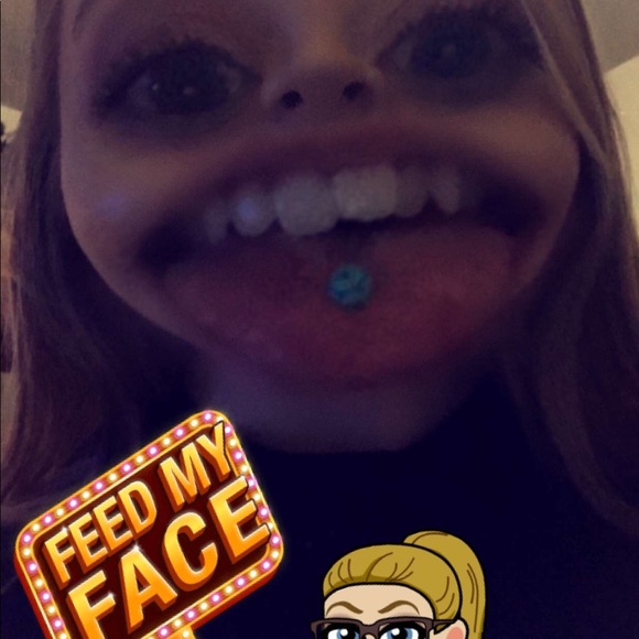 Meet your posher - Picture 4 of 4