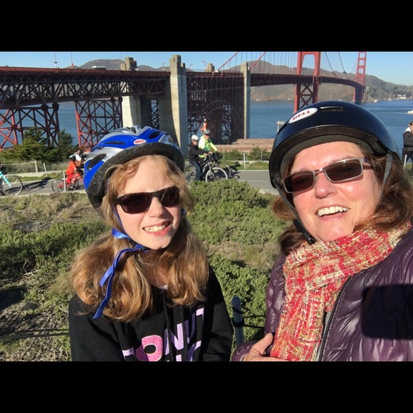 Meet your Posher, Brit - Picture 5 of 8