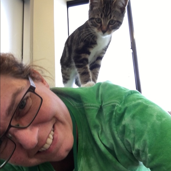 Meet your Posher, Brit - Picture 6 of 8