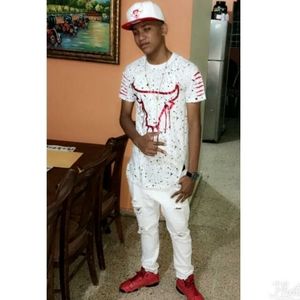 Meet your Posher, Mejia