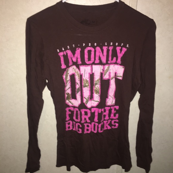 Clothes - Picture 2 of 8