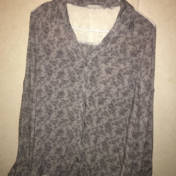 Clothes - Picture 6 of 8