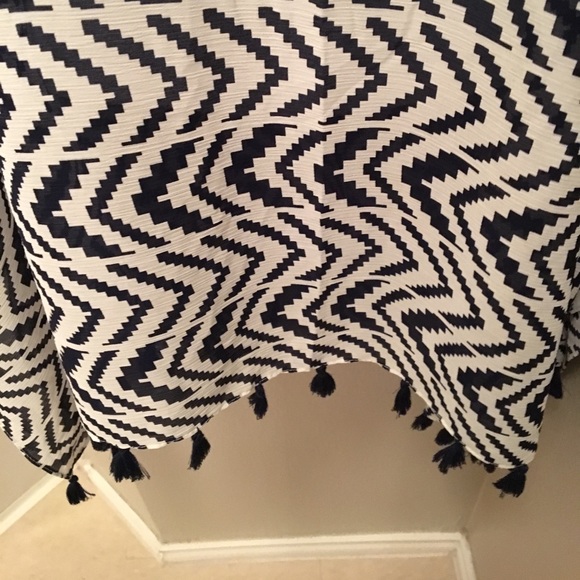 Lightweight poncho - Picture 2 of 3