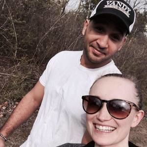 Meet your Posher, Casey