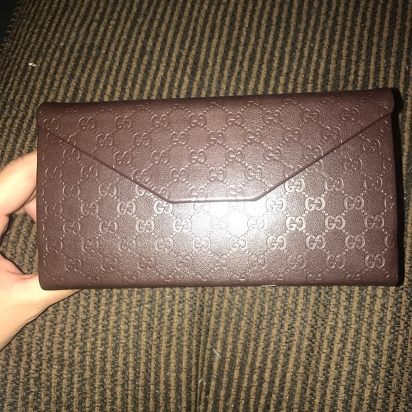 Authentic Black Gucci Sunglasses - Picture 6 of 6