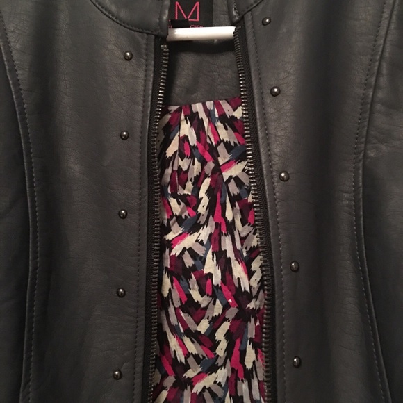 Material Girl Jacket 

. - Picture 5 of 5