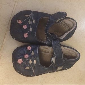 Baby girl soft leather shoe Pediped