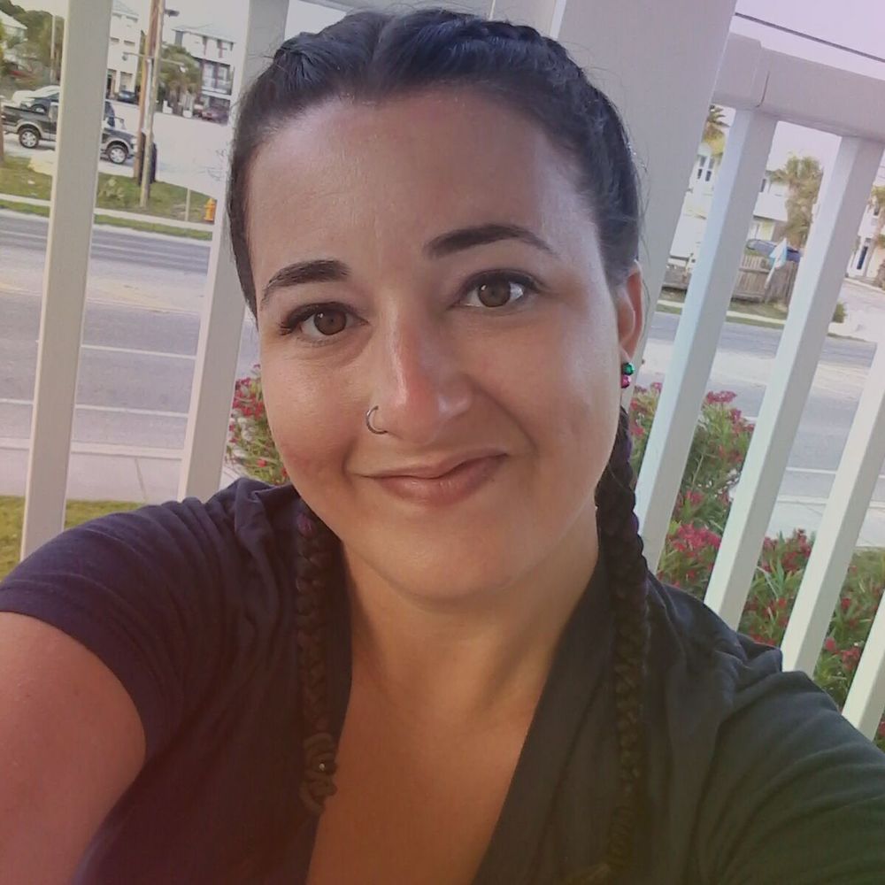 Meet your Posher, Monica