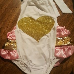Girl romper. Pink and gold
