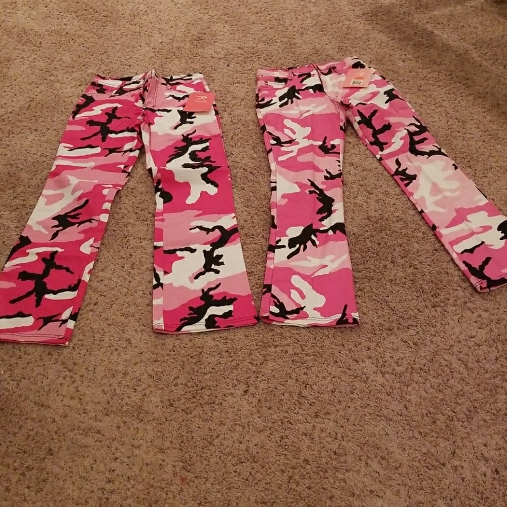 PINK CAMO PANTS Pics for @giselleyo