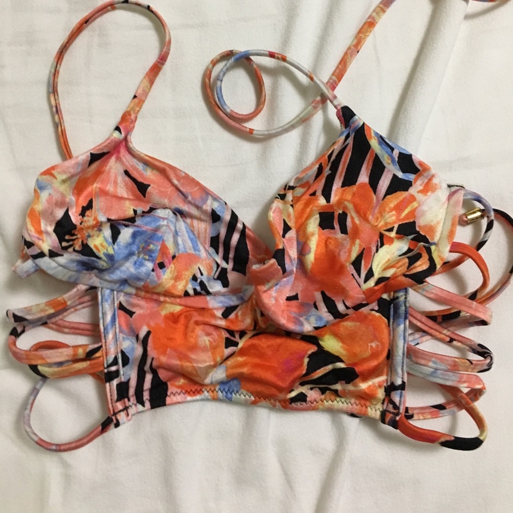 Victoria's Secret Swim Top M