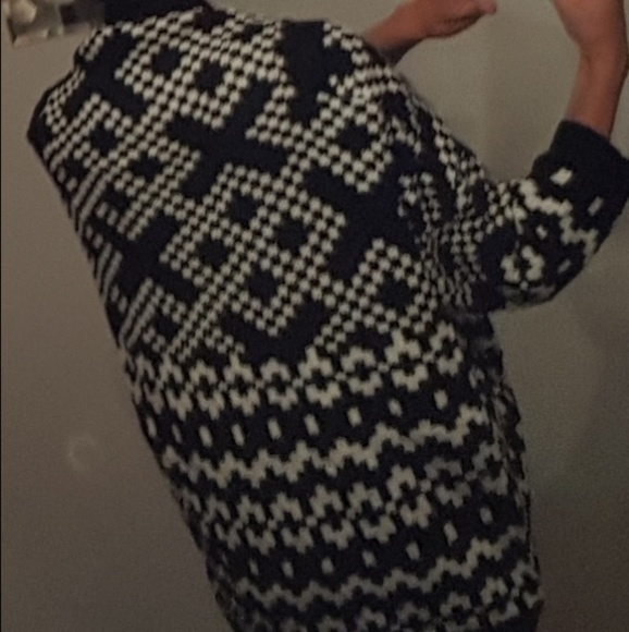 🎡 2 HP🎡SWEATER MEDIUM ❄ - Picture 4 of 5