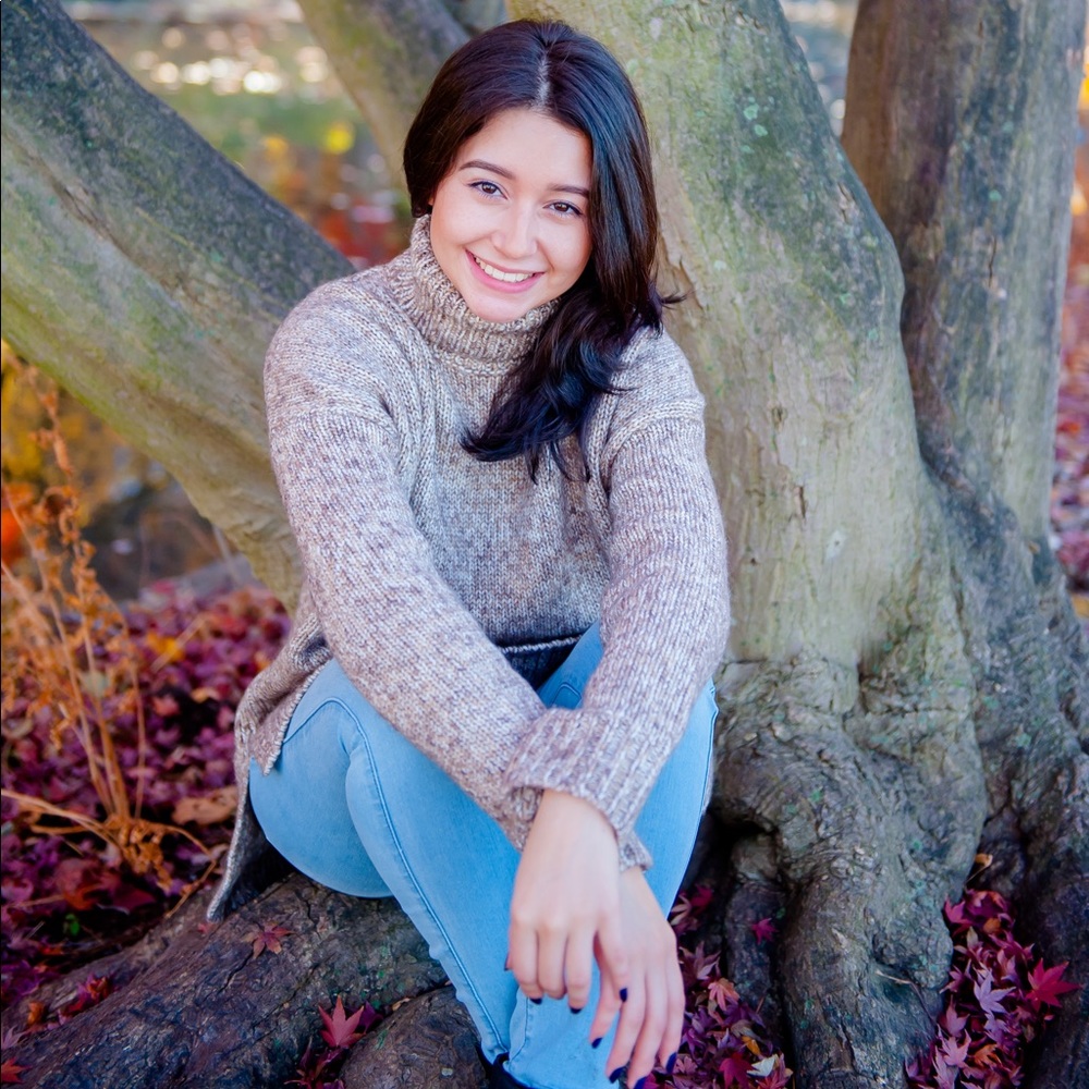 Meet Your Posher, Ava!