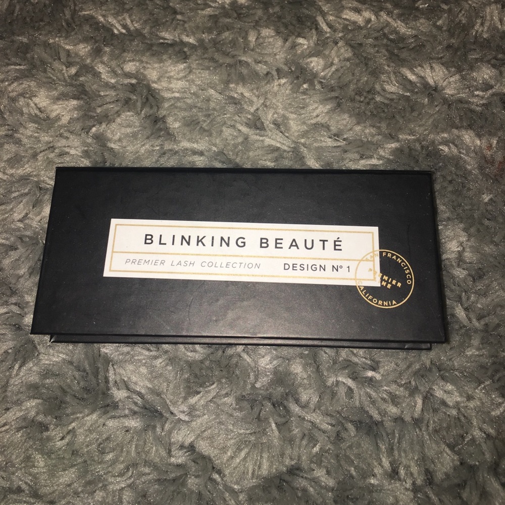 Blinking Beaute Premier Lashes - New