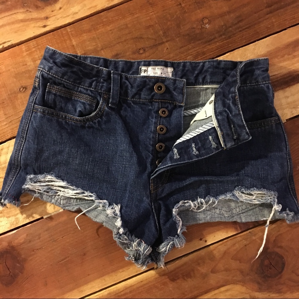Free People Denim Shorts EUC!