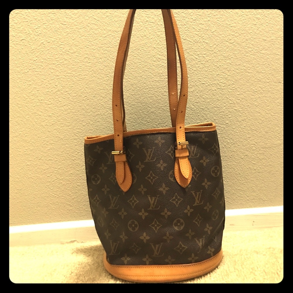 Vintage Louis Vuitton PM Bucket Monogram Canvas