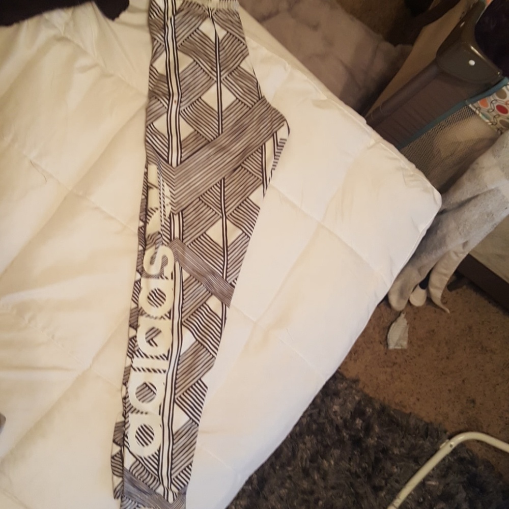 Adidas leggings