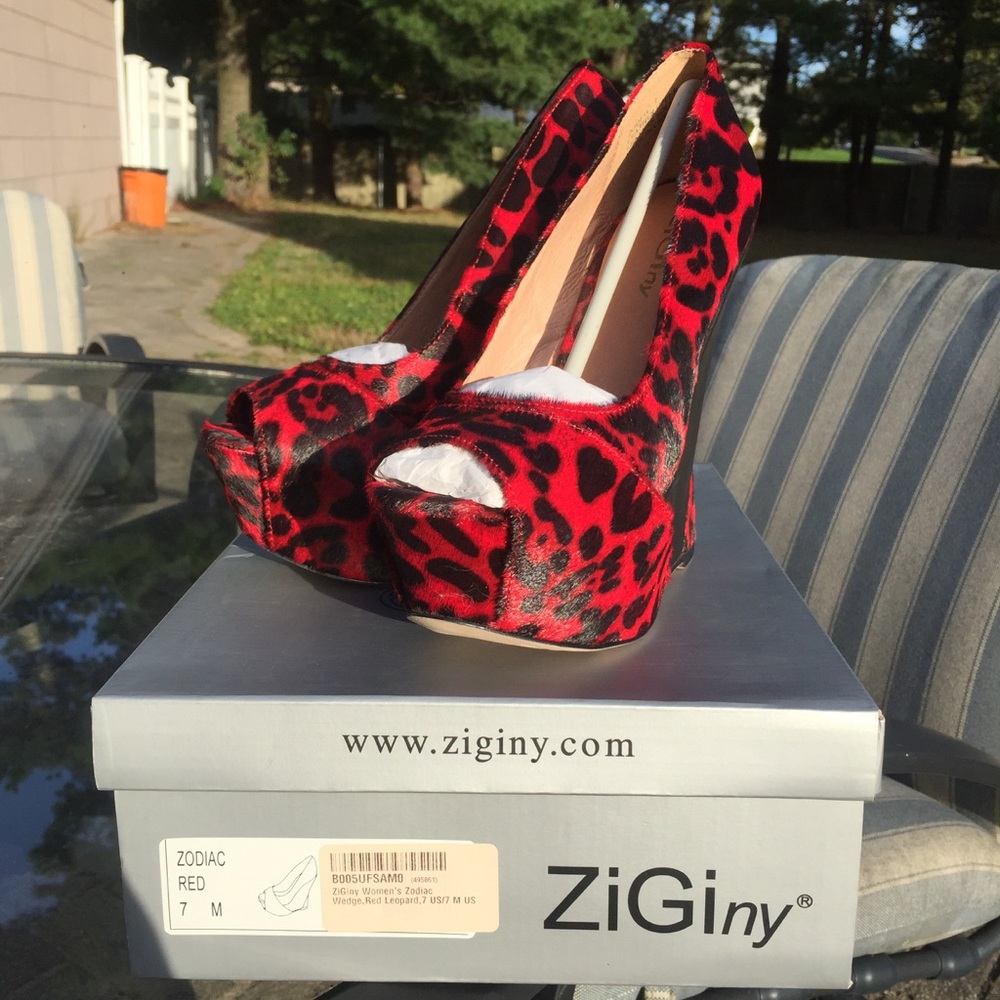 Zigi NY Platform Peep Toe Wedge Red Cheetah Shoes