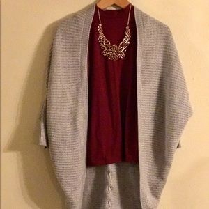 Never worn, cute cardigan for fall