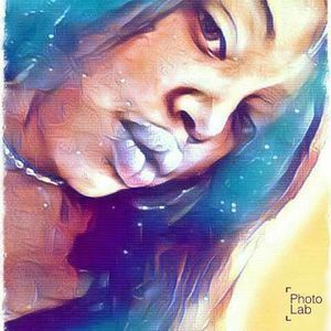 Meet your Posher, April