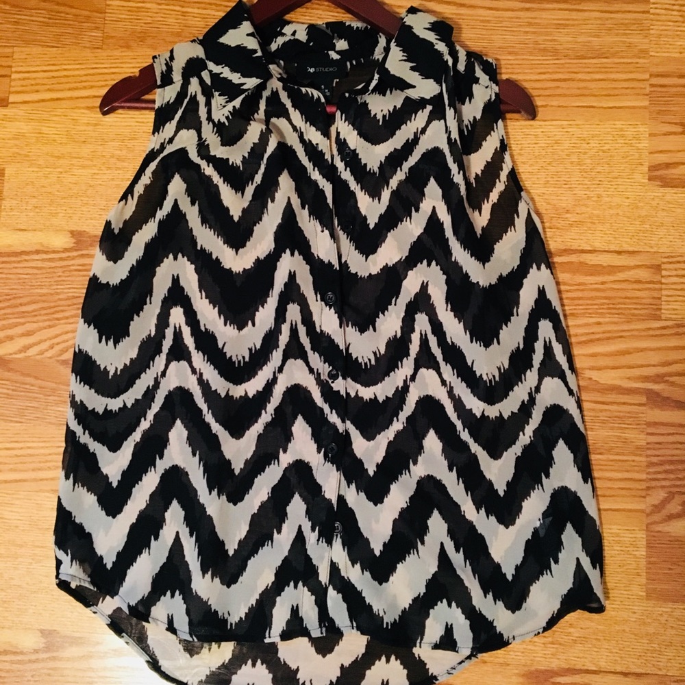 Zebra print button down sleeveless top