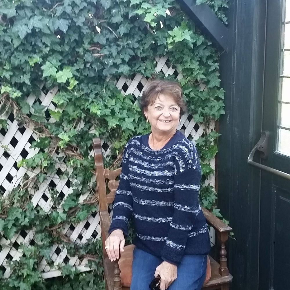 Meet your Posher, Janet