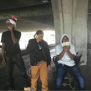 Meet your Posher, Daron