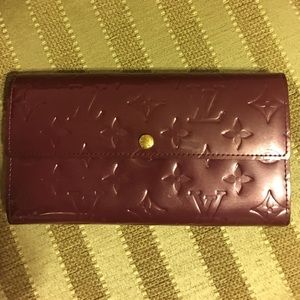 SOLD LV authentic purple glossy wallet