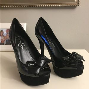 Jessica Simpson black heels