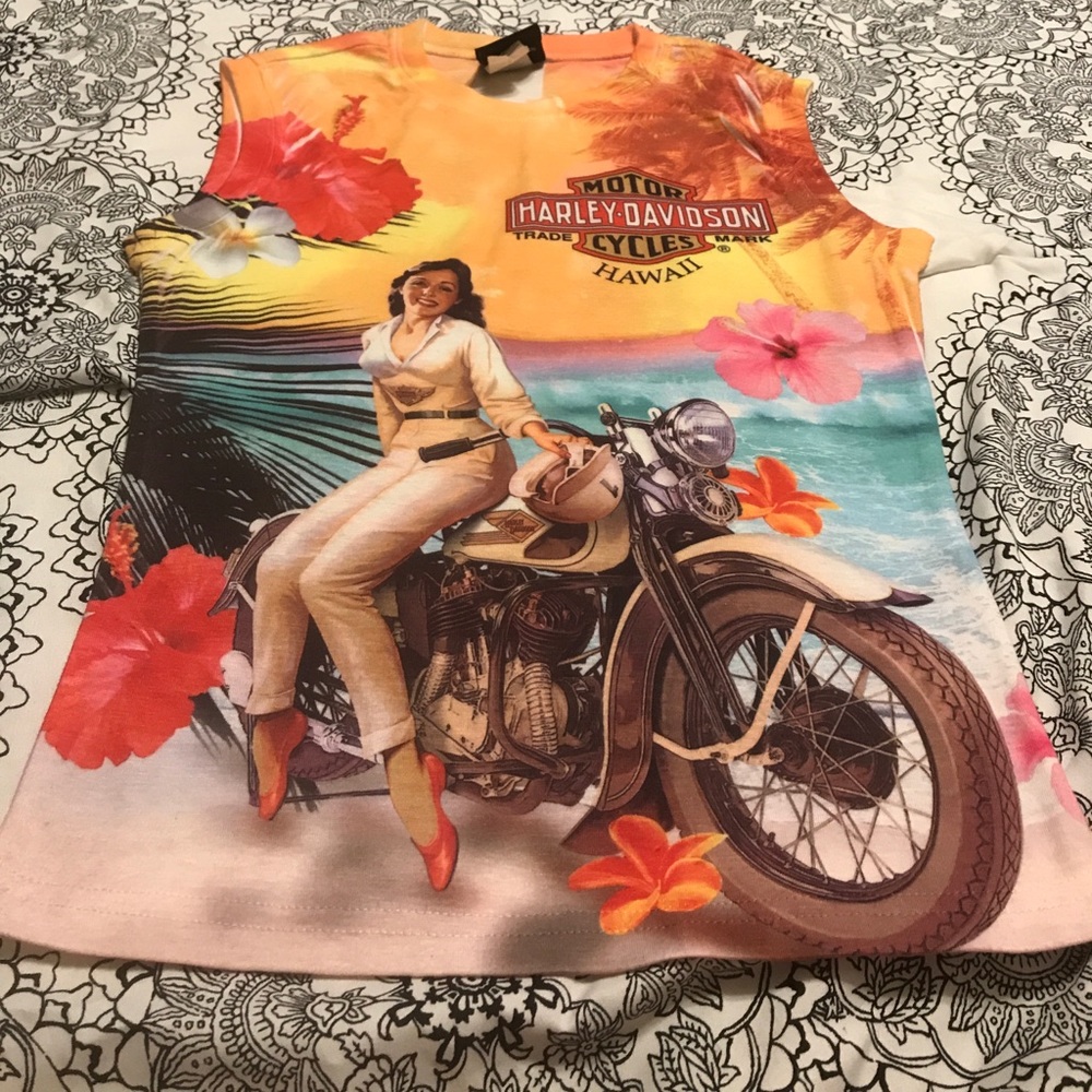 EUC T shirt with free new bag