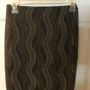 Fabulous glittery gold sparkle skirt ! ✨✨✨✨✨