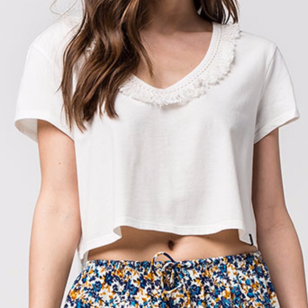 ☀️ Volcom Crop Top ☀️