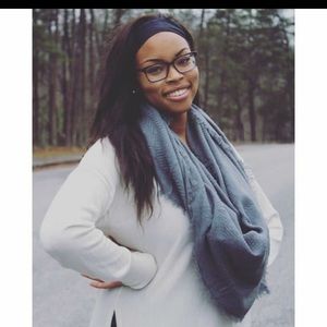 Meet your Posher, Erica