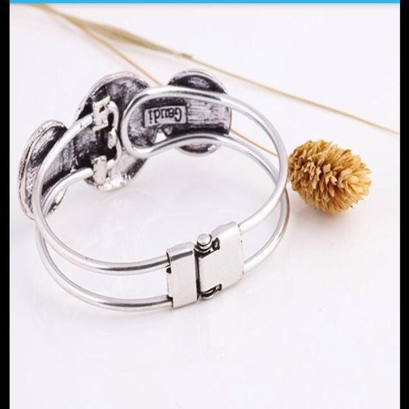 4 for $20 🆕 boho bracelet - Picture 3 of 5