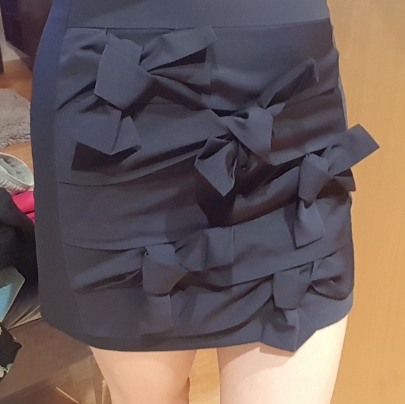 NWOT TIBI Bow-front Navy Mini Skirt - Picture 3 of 3