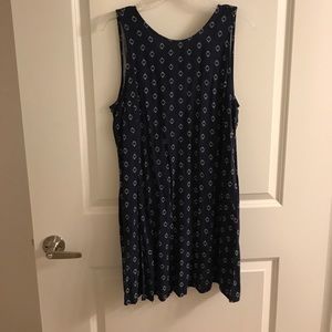 OLD NAVY navy blue and white shift dress - LARGE