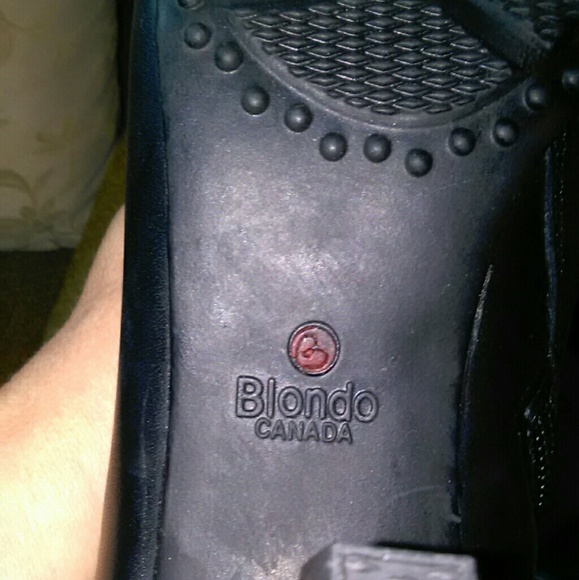 SOLD       SALE! Blondo Boots - Picture 5 of 7