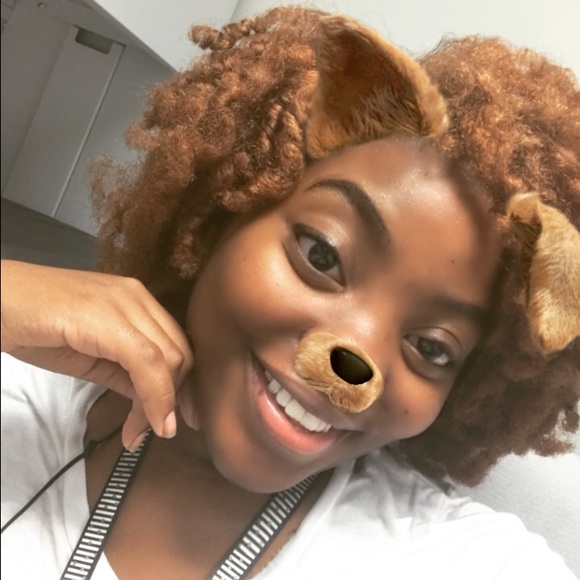 Meet your Posher, Dionne - Picture 2 of 4