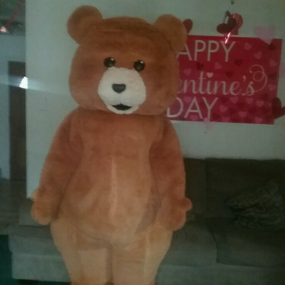 Meet your Posher, Sharon