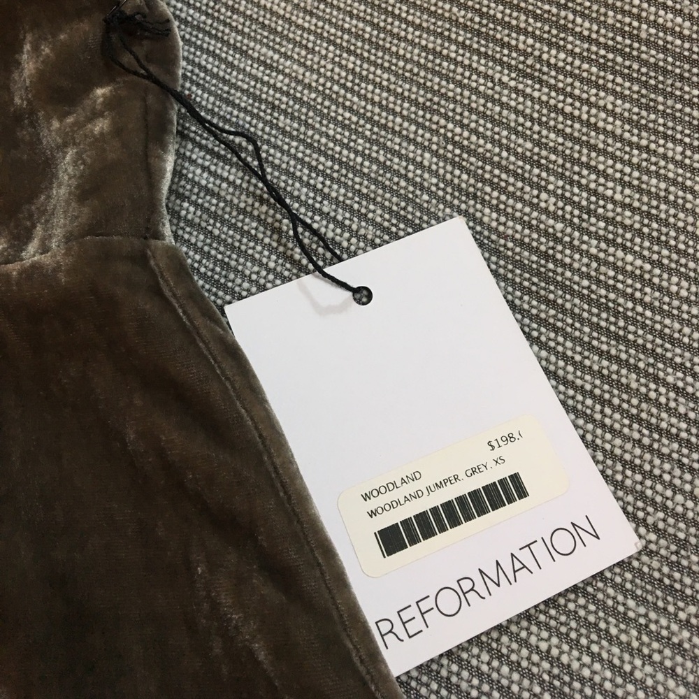 💟SOLD💟 Reformation Velvet Romper - XS - NWT - Picture 4 of 8