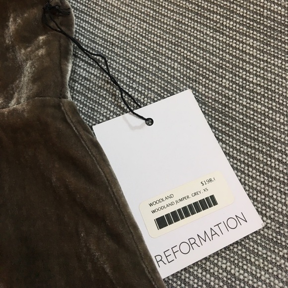 💟SOLD💟 Reformation Velvet Romper - XS - NWT - Picture 4 of 8