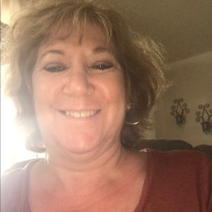 Meet your Posher, Beth